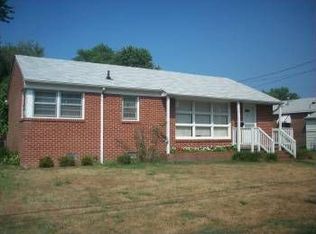 4 Whitaker Ave, Hampton, VA 23664
