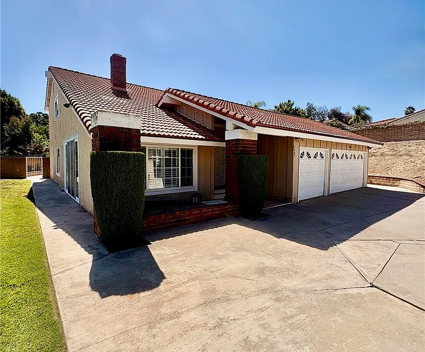 1407 Pecan Grove Dr