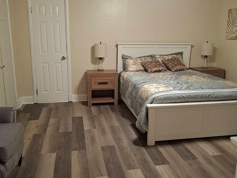 810 Aull St #3 — Photo 6