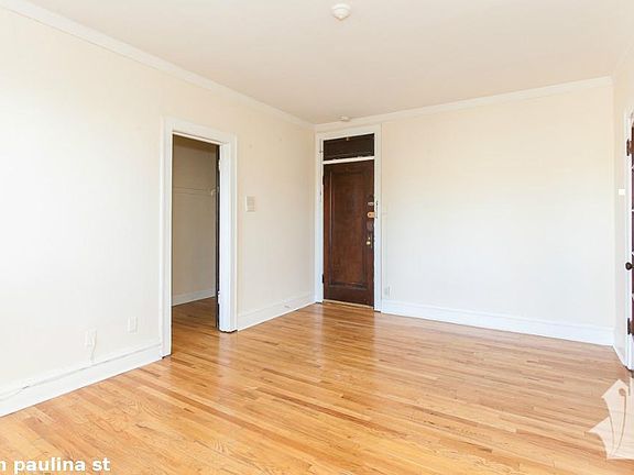 5th image of 4631 N Paulina St #1123