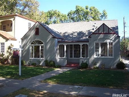 1st image of 111 E Highland Ave