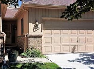 31276 Misty Pines Dr #1, Farmington Hills, MI 48336
