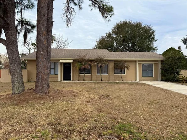 708 Green Ct, Poinciana, FL 34759