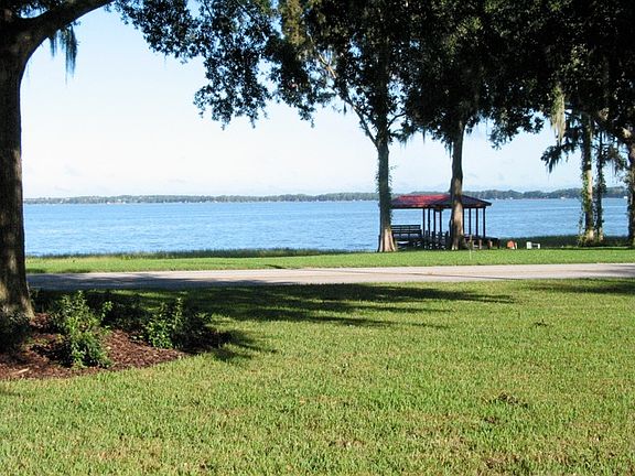 300 Feet Lake Front