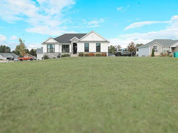 3rd image of 6013 Kate Cir