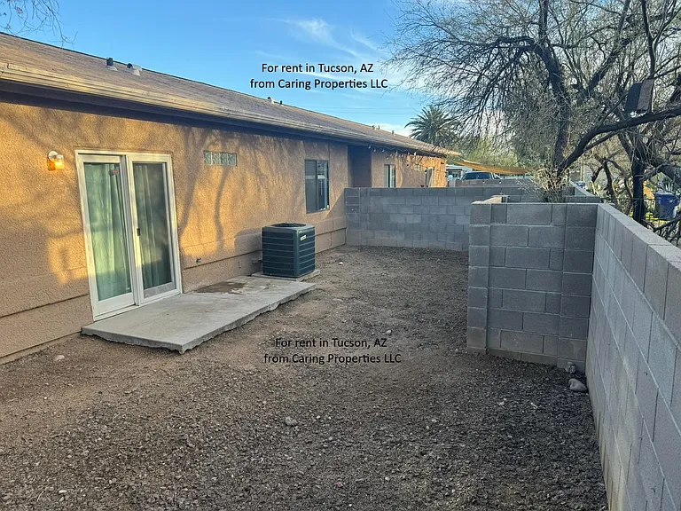 913 E Hedrick Dr #2 — Photo 4