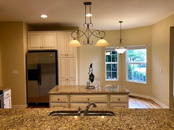 4th image of 511 Montego Ct #511