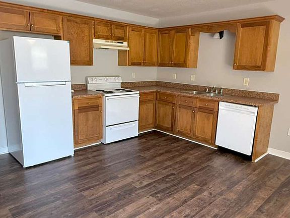 3rd image of 2231 Geneva Trl APT H12