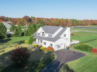 259 Woodland Ave, Manorville, NY 11949