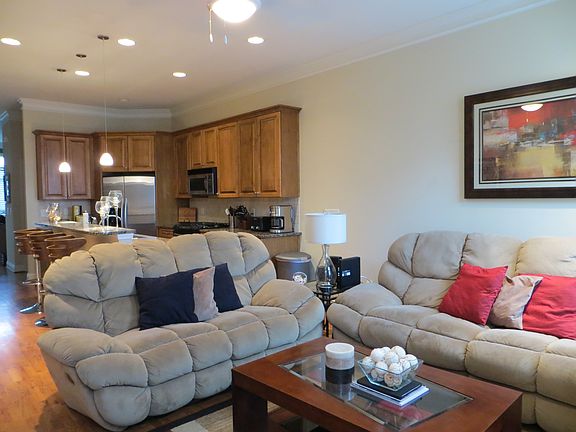 2nd Floor - Living Room