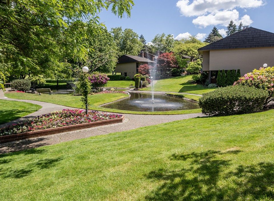 1st image of 10647 Glen Acres Dr S #10647