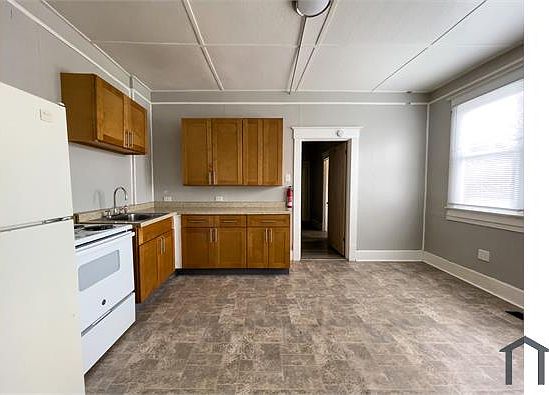 1st image of 326 Bundy Ave #326