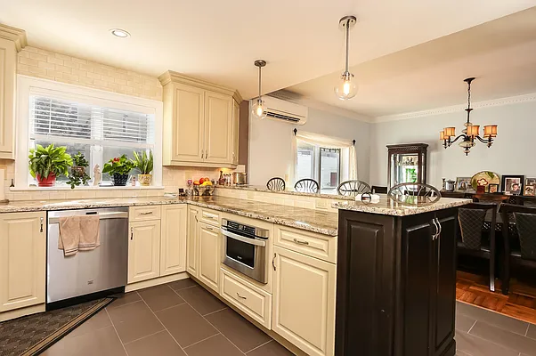 Sold by Fillmore | media 19