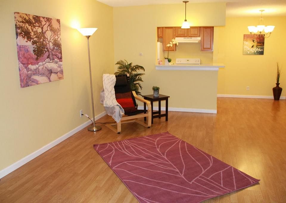 1st image of 373 Half Moon Ln #526