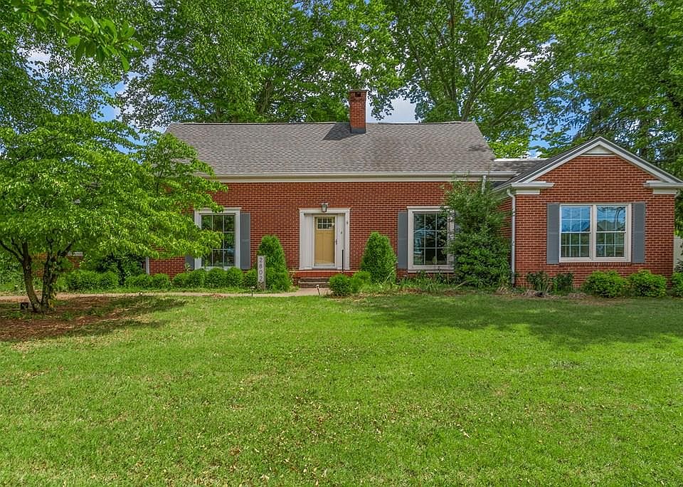 1st image of 2802 Cox Mill Rd