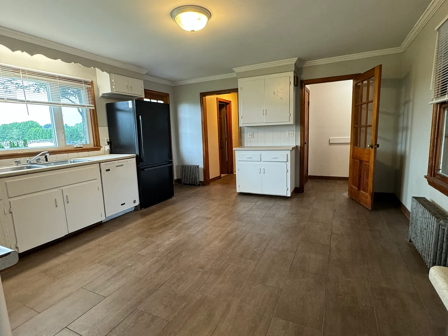 174 Russell Street - 1 — Photo 3