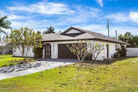 618 SE 28th Ter