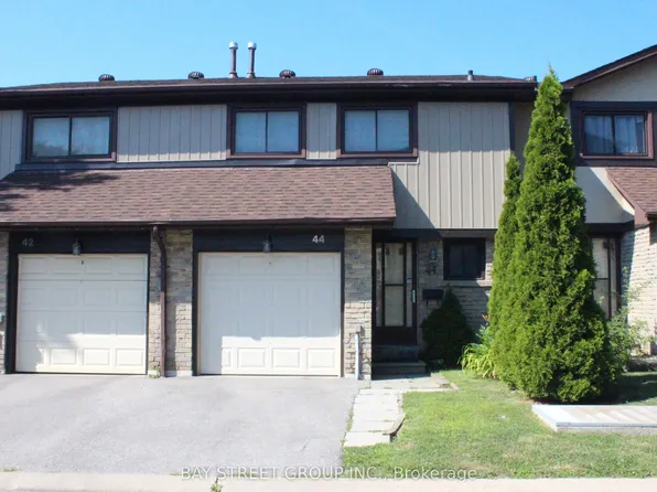 29 Fundy Bay Blvd #44, Toronto, ON M1W 3A2