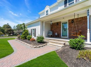 499 Hemlock Hill Dr, Toms River, NJ 08753