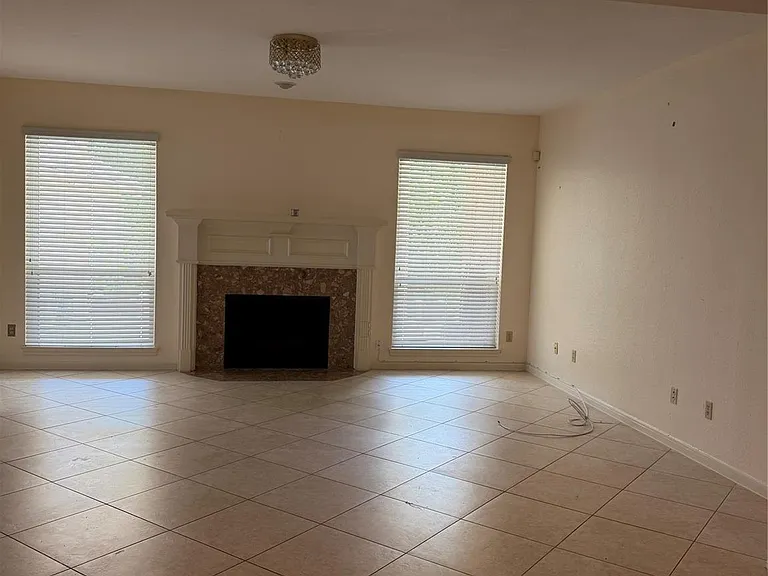 3739 Elkins Rd — Photo 22