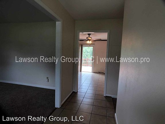 4th image of 5252 Lakeland Dr
