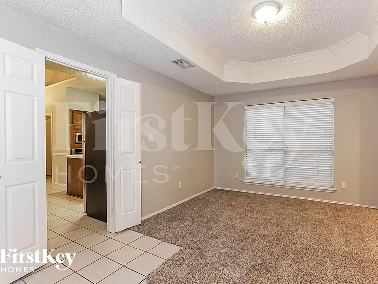 2329 Bent Brook Dr — Photo 8