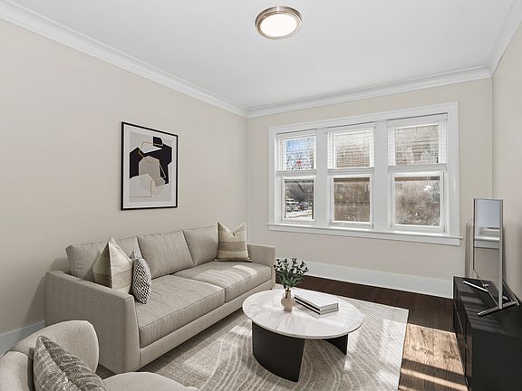 3rd image of 5004 W Newport Ave #1