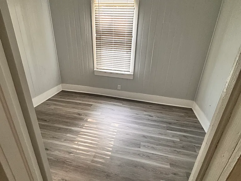 4345 K Ville Ave — Photo 11