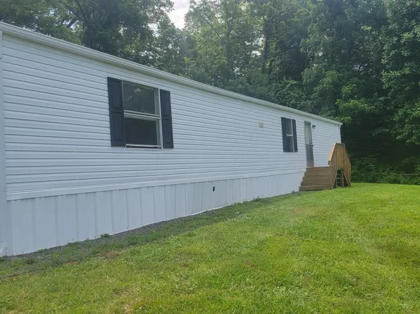 80 Hope Terrace Rd, Whittier, NC 28789