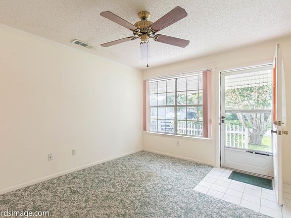 3rd image of 1050 Colonial Ave SE