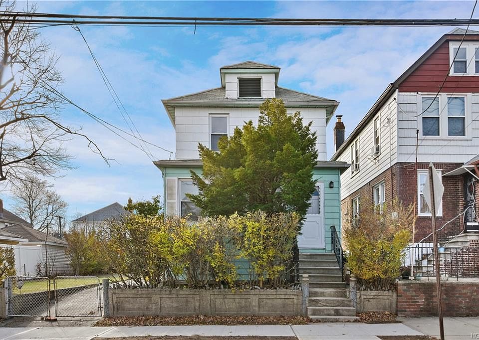 1st image of 915 Logan Ave