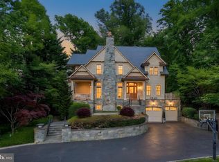 8819 Chalon Dr, Bethesda, MD 20817
