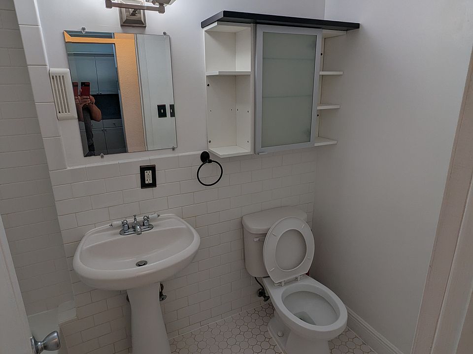 1st image of 820 Euclid Ave APT 306