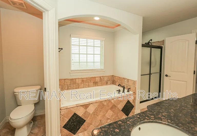 3607 SW Birchton Ave — Photo 18