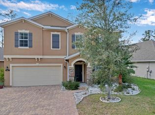 8977 Devon Pines Dr, Jacksonville, FL 32211