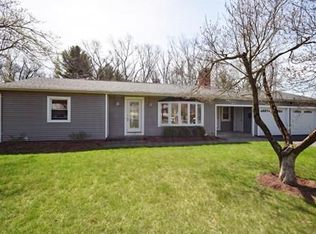 29 Yarmouth St, Longmeadow, MA 01106