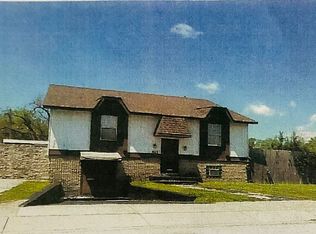 817 N 40th St, East Saint Louis, IL