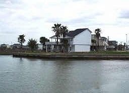 5th image of 22622 Bay Point Dr