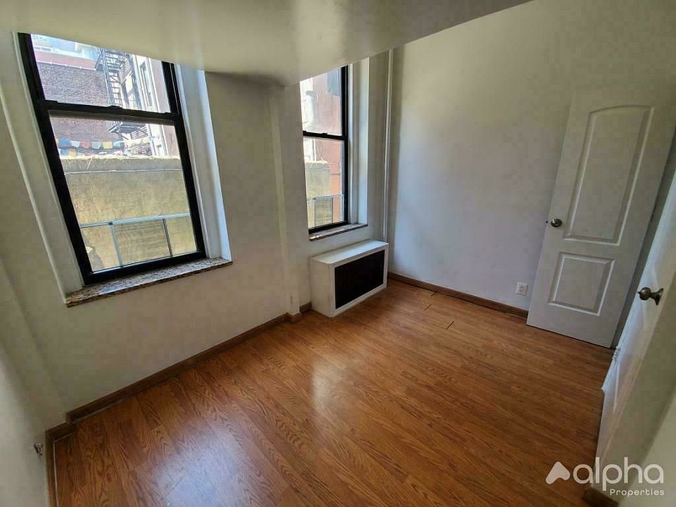 1st image of 153 Norfolk St #Oe