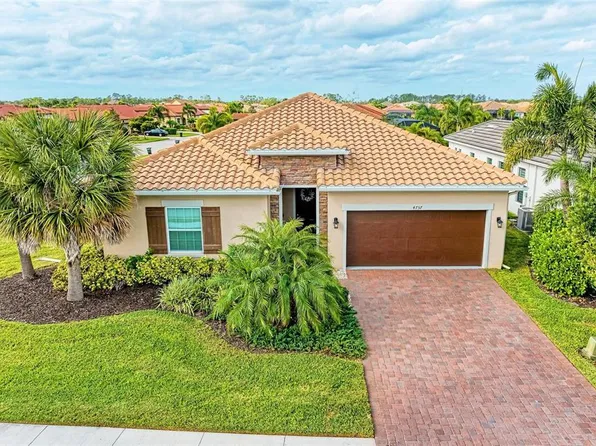 4757 Royal Dornoch Cir, Bradenton, FL 34211