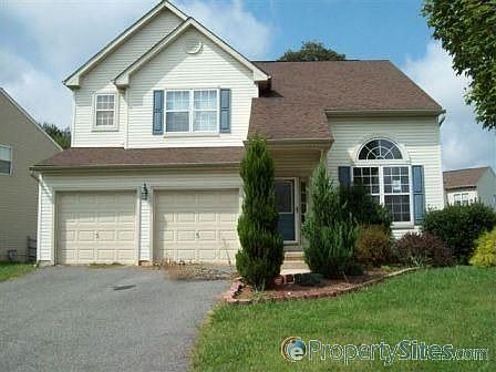 2nd image of 30 Forsythia Ln