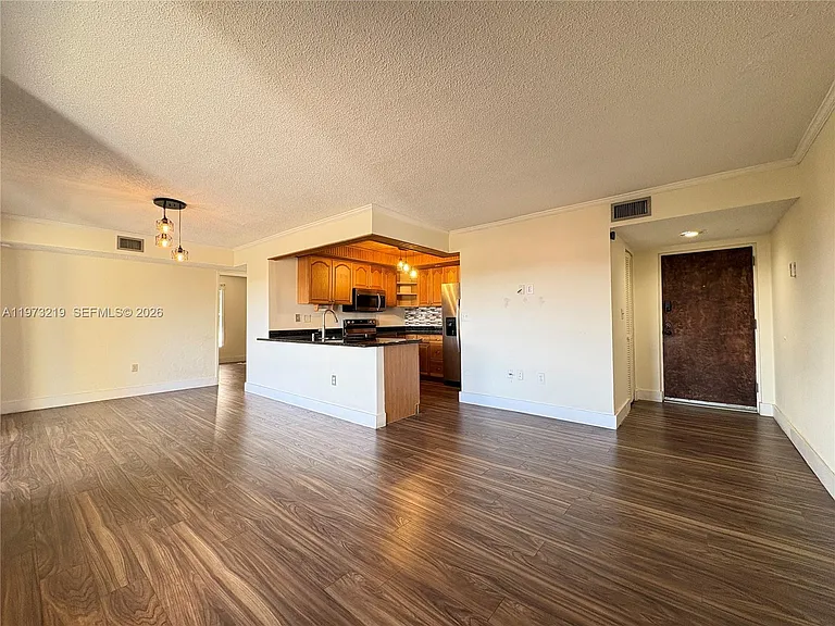 9285 SW 125th Ave #308 — Photo 4