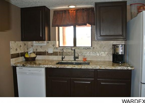 5th image of 3016 Hidden Valley Dr