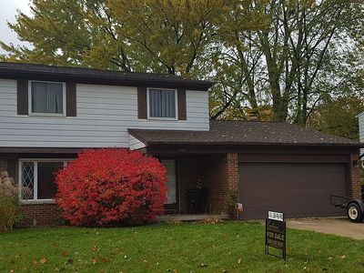 8702 Alwardt Dr, Sterling Heights, MI, 48313