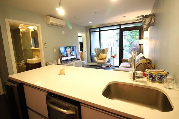 Rented by True Real Estate Group | media 4