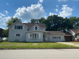 113 N Washington St, Oconto Falls, WI 54154
