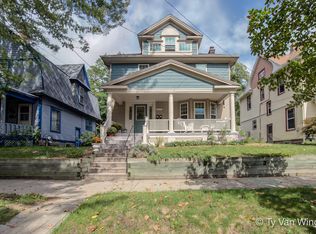 1017 Fairmount St SE, Grand Rapids, MI 49506