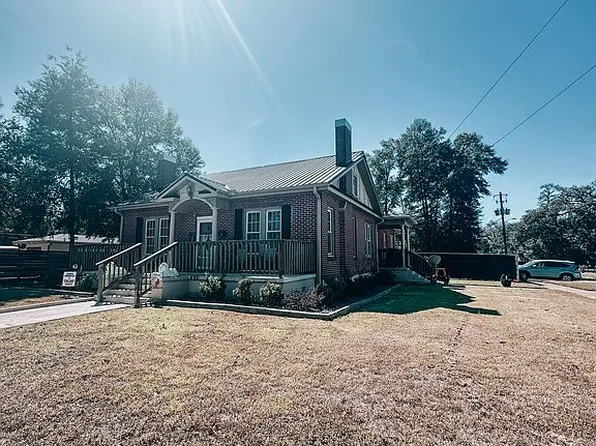 200 S Commerce St, Geneva, AL 36340