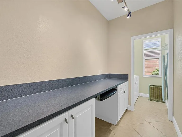 50 Barracuda Dr — Photo 31