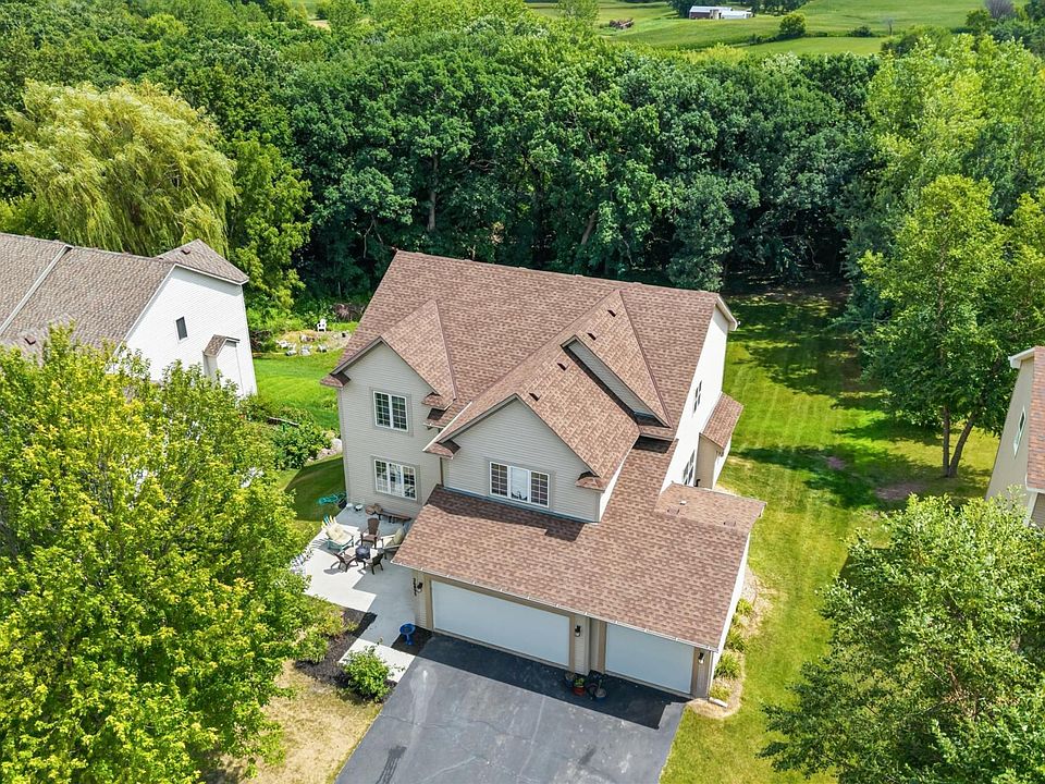 1st image of 26895 Meadow Ridge Dr